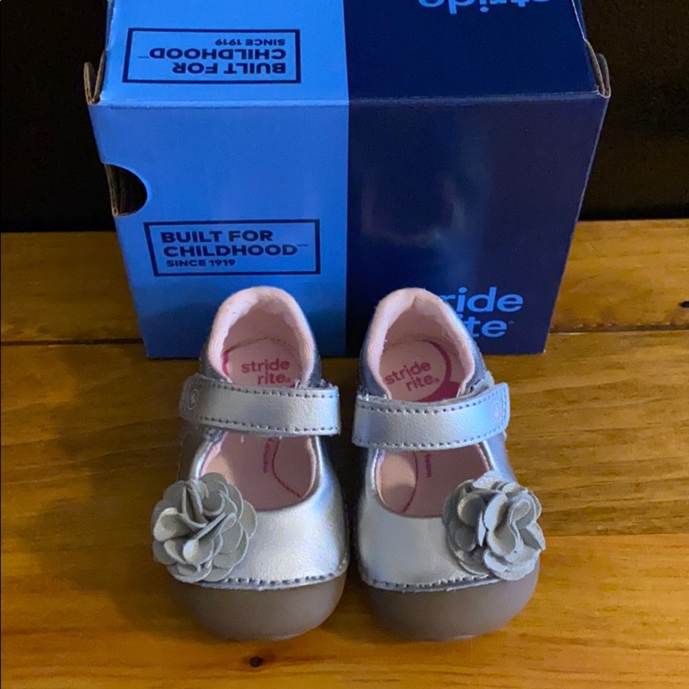 Stride Rite Mary Jane Shoes